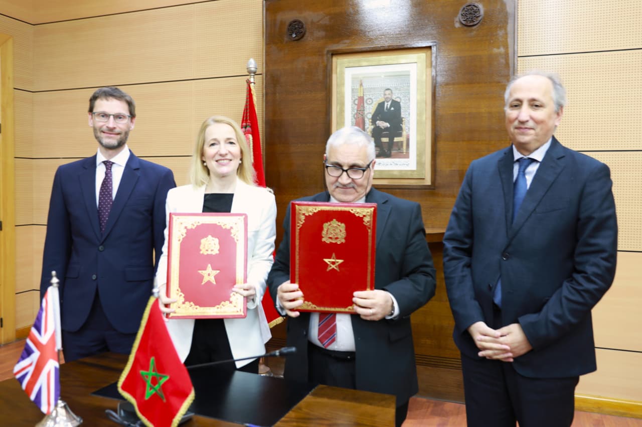 السيد الوزير يترأس مراسم توقيع مذكرة تفاهم مع المجلس الثقافي البريطاني