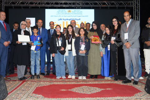 النسخة السادسة للجائزة الوطنية لفن الخطابة