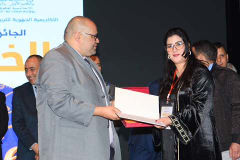 النسخة السادسة للجائزة الوطنية لفن الخطابة