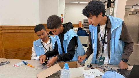  المهرجان الوطني للتفتح التكنولوجي والروبوتيك بإعداديات الريادة