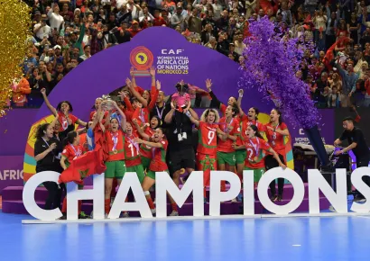    المنتخب المغربي النسوي للفوتسال بطل كأس أمم إفريقيا للسيدات داخل القاعة المغرب 2025 
