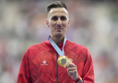 سفيان البقالي - ميدالية ذهبية في سباق 3000 متر موانع (ألعاب القوى) في دورة الألعاب الأولمبية باريس 2024 