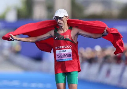 الأمين شنتوف – ميدالية برونزية في سباق الماراثون (فئة T12) في دورة الألعاب البارالمبية باريس 2024