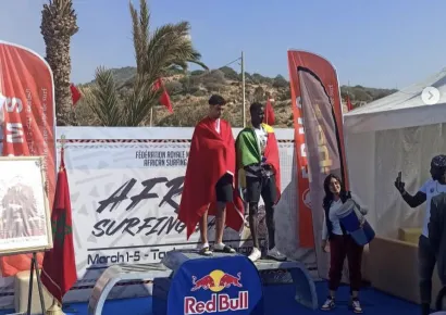 مهدي تسولي – المركز الأول في فئة أقل من 18 عامًا (ذكور) في بطولة إفريقيا للأمم في ركوب الموج تغازوت 2023 