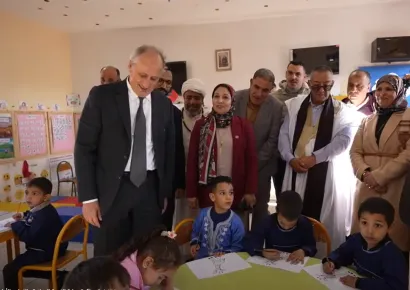زيارة السيد الوزير لعدد من المؤسسات التعليمية بإقليمي كلميم وسيدي إفني 