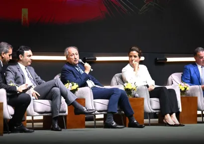 السيد وزير التربية الوطنية والتعليم الأولي والرياضة يشارك في المناظرة الوطنية الأولى حول الذكاء الاصطناعي