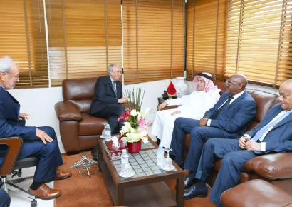 السيد الوزير يستقبل رئيس الاتحاد الدولي لكرة السلة والوفد المرافق له